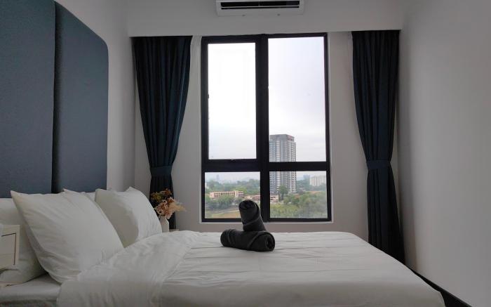 JUNE Homestay @ Vetro11 1BR 2-4Pax Mountain View
