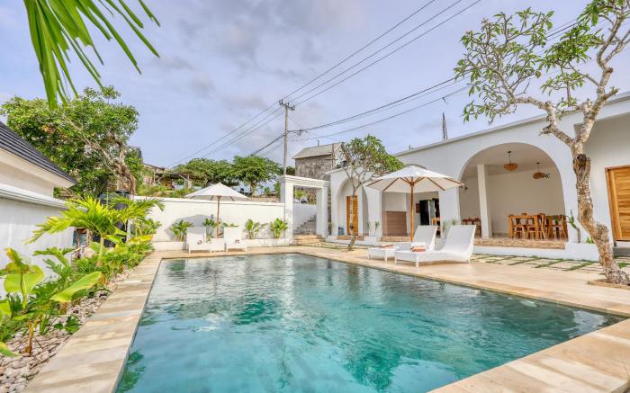 Kelingking Green Village