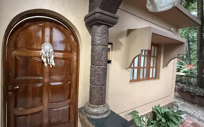 Spacious 2BHK in calangute | walk to the beach