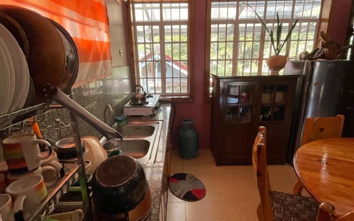 House with Starlink WiFi and Bonfire