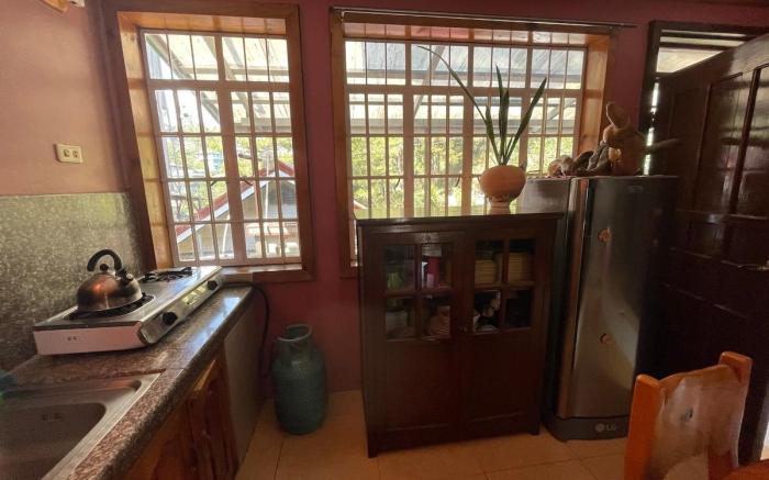 House with Starlink WiFi and Bonfire