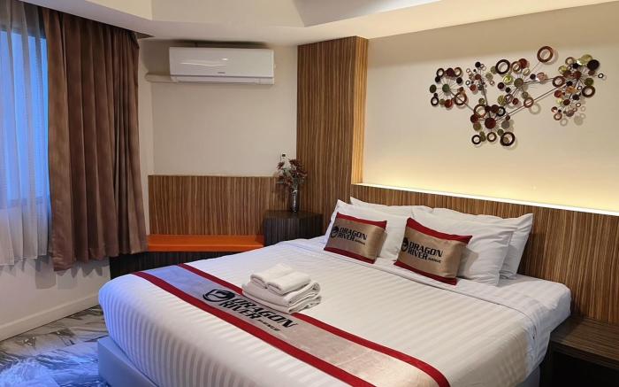 Dragon River Avenue Hotel
