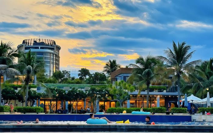 Alexa Villa Cam Ranh