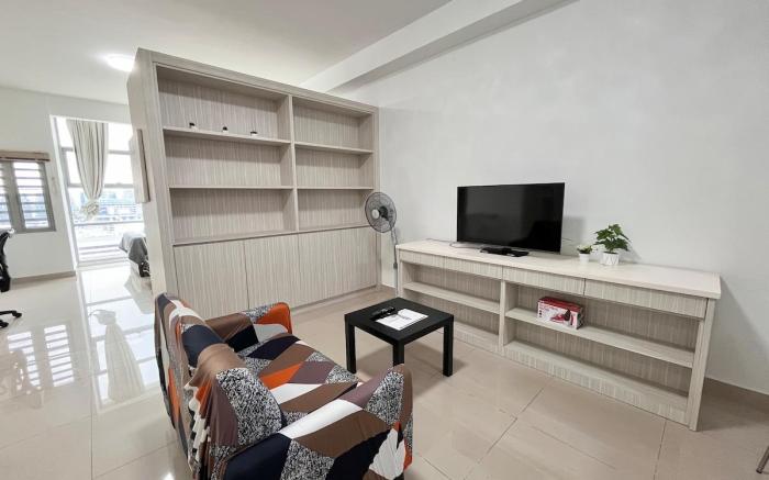 Studio #26 2min from LRT @ SS15 Courtyard (2-3PAX)