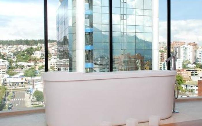 Le Parc Hotel, Beyond Stars