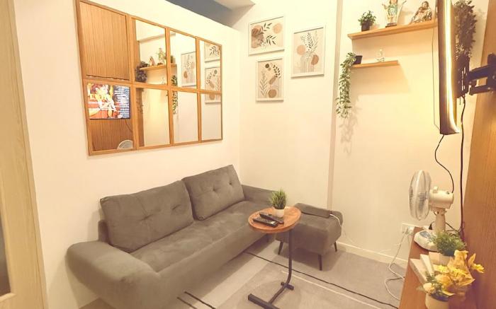 Harbour Park Residences Tower 2 - with Makati View