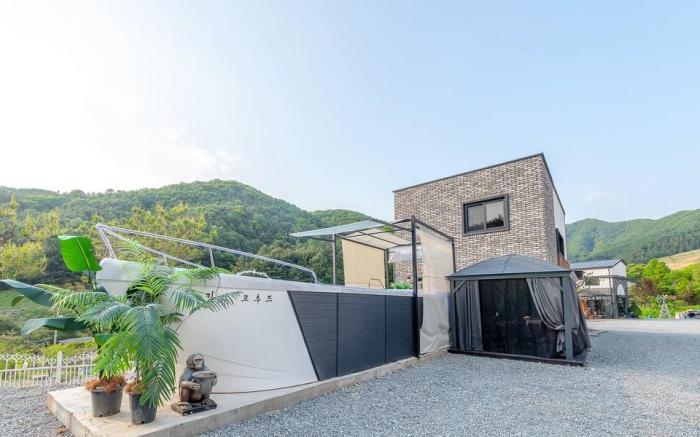 Little Vivaldi Pool Villa