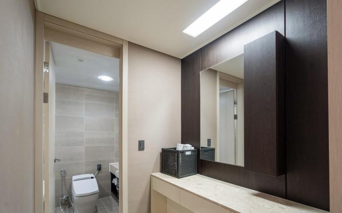 Cstay Residence