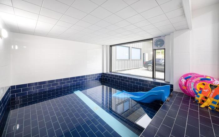 Antogether Kids Pool Villa