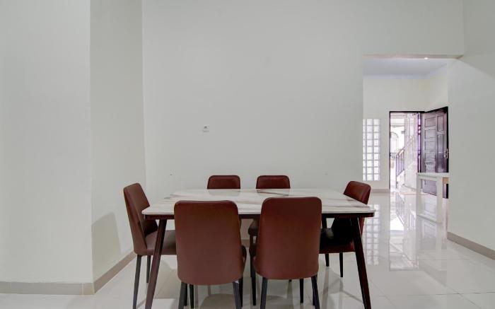 OYO 94758 Kamila House