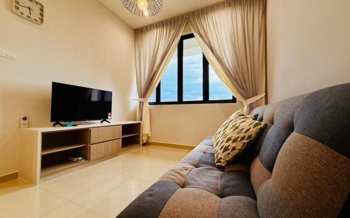 New-IconicRegency Studio@Seaview by CH 396