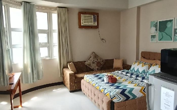 101 Newport Manila Condo, Near NAIA T3 