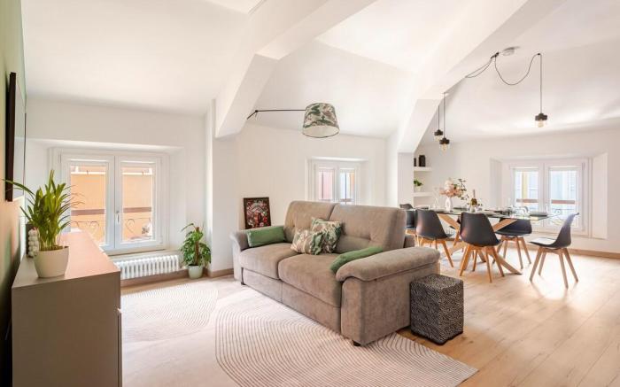 Green Lux-Via Canalino| Pass ZTL&Parking A/C WiFi