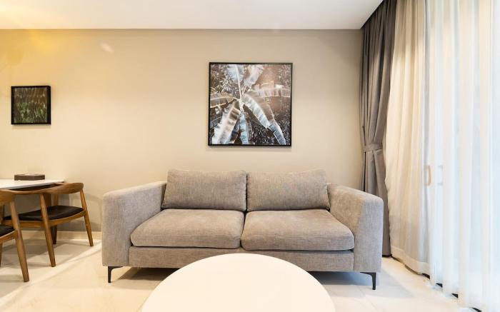 The Rixx Stunning 3 bedrooms/Netflix/pool/gym/kids