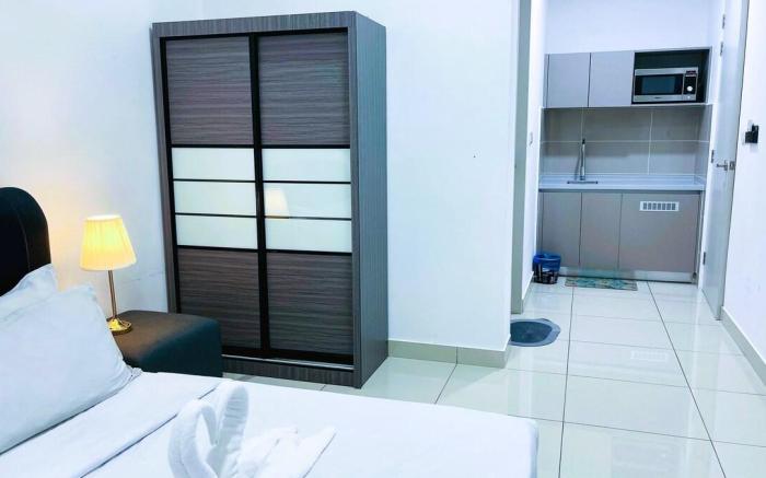 Studio suite Trion@KL(C-10-03-Studio)