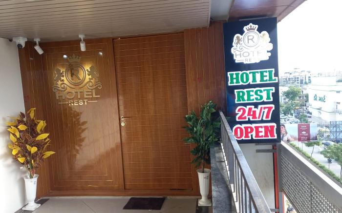 Hotel Rest by Anshospitality 