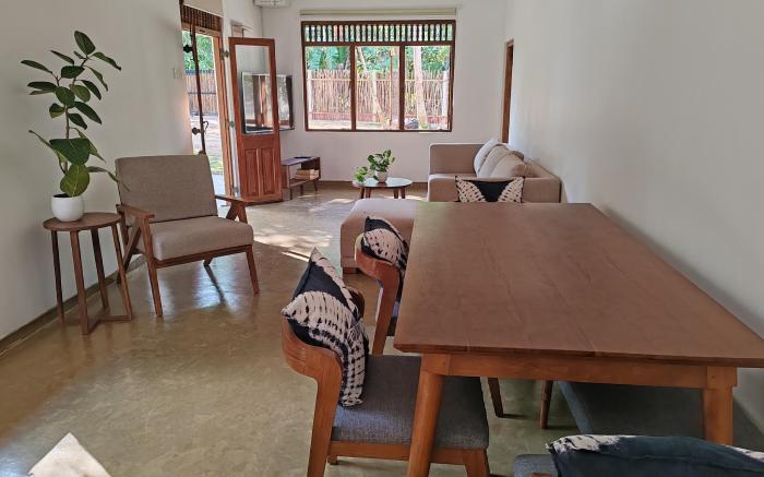 House Leo - peaceful beach villa with garden