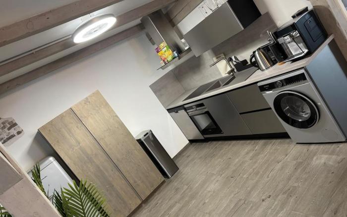 Golden Grey Loft in Bahrenfeld, Volkspark