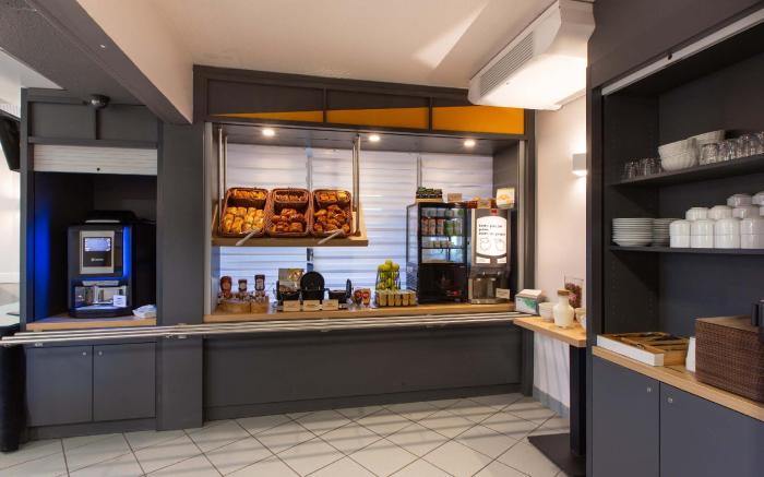 B&B HOTEL Blois Sud Vineuil