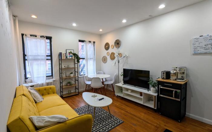 Chic One Bedroom Retreat in Downtown Manhattan
