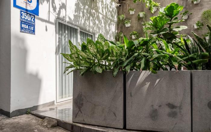 Super Studio 30m2 in Le Van Sy