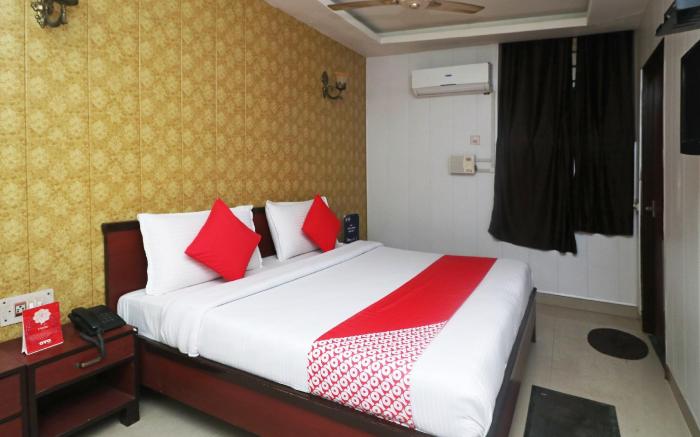 Hotel O Gayatri Palace