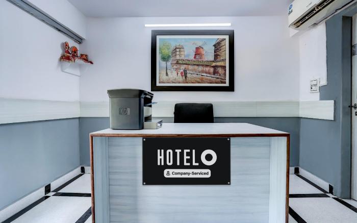 Super Hotel O DLF Phase 1 Metro Station Gurugram