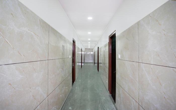 Hotel O Jodi Sri Muneshwara Swamy Temple