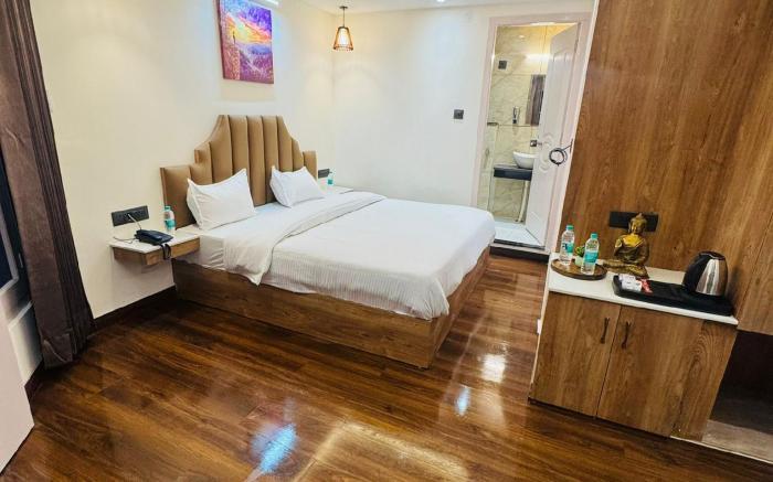 Jasmine Mountain View Retreat -Mall Road Dalhousie