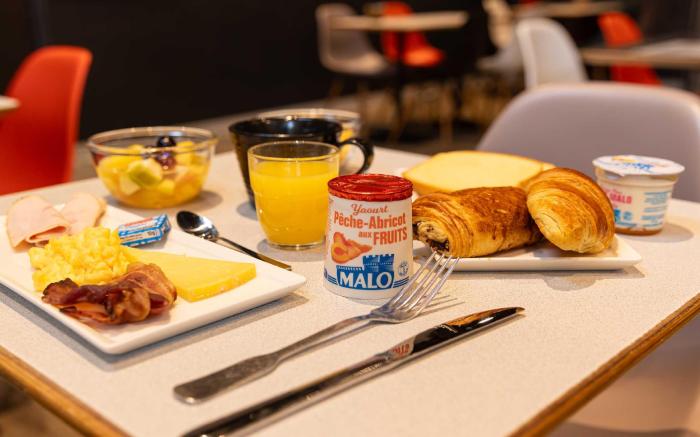 B&B HOTEL Orleans Centre Foch