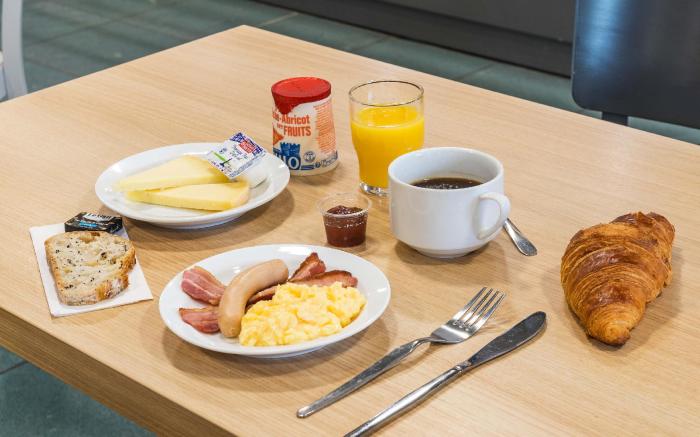 B&B HOTEL Laval Change