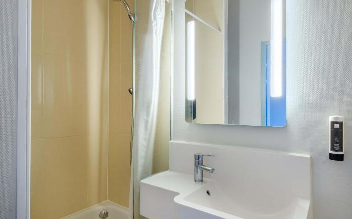 B&B HOTEL Villeneuve Loubet Village