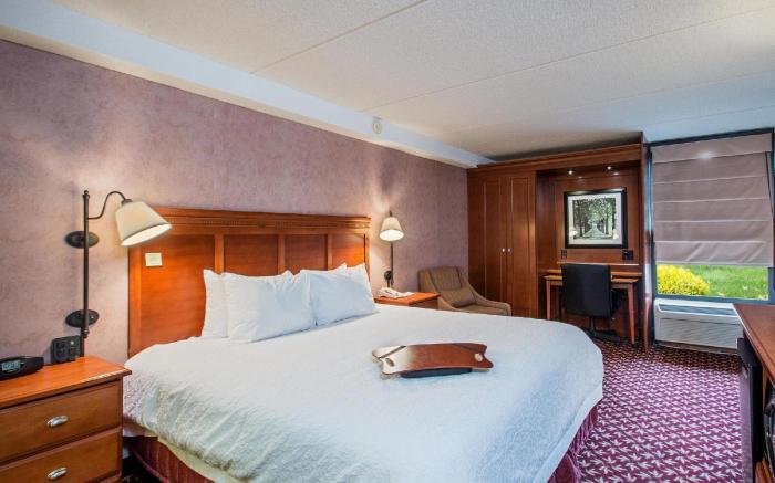 Hampton Inn West Springfield