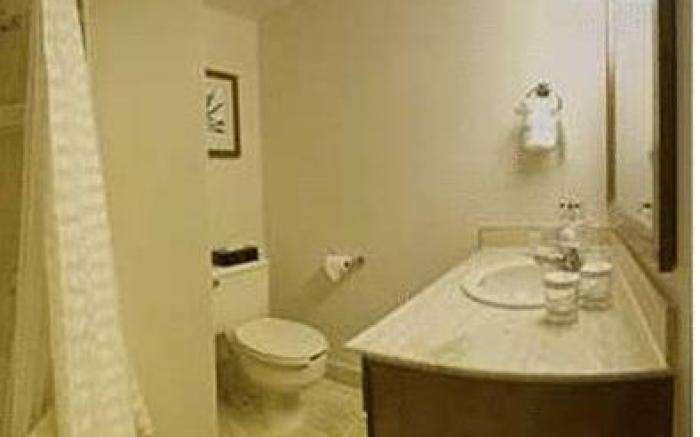 Embassy Suites San Antonio International Airport Hotel