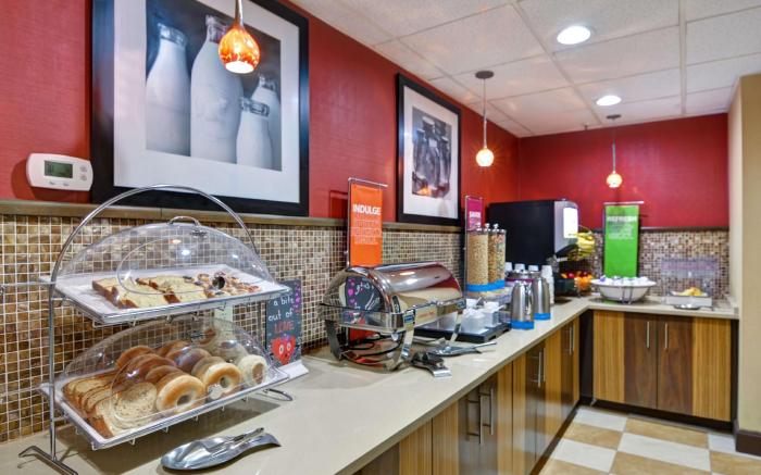 Hampton Inn Albany-Wolf Road (Airport)