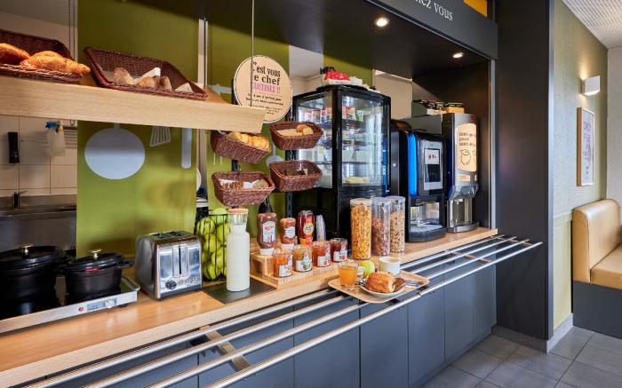 B&B HOTEL Caen Memorial