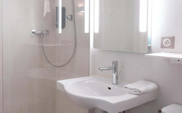 B&B HOTEL Louveciennes