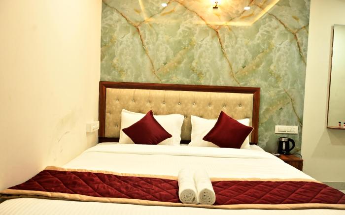 KK Comforts Boarding and Lodging