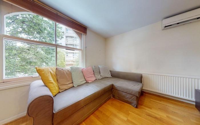-Air Con- Cute 2BD flat 1 Min Maida Vale Station!