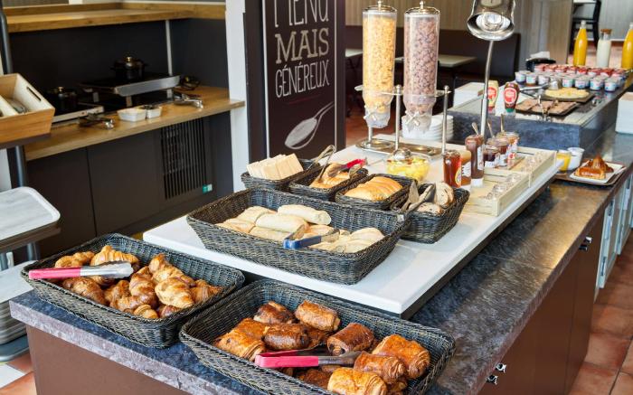 B&B HOTEL Orly Rungis Aeroport 3 etoiles