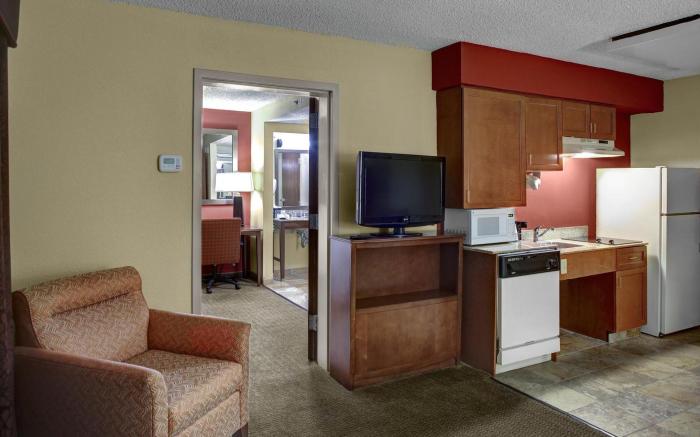 Hampton Inn & Suites N. Ft. Worth-Alliance Airport
