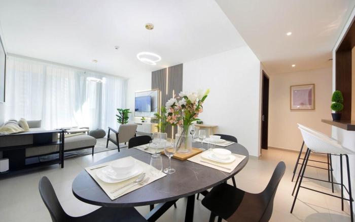 Spacious 2BHK Boulevard Heights