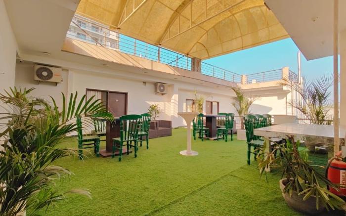 Hotel Signature Luxe Inn