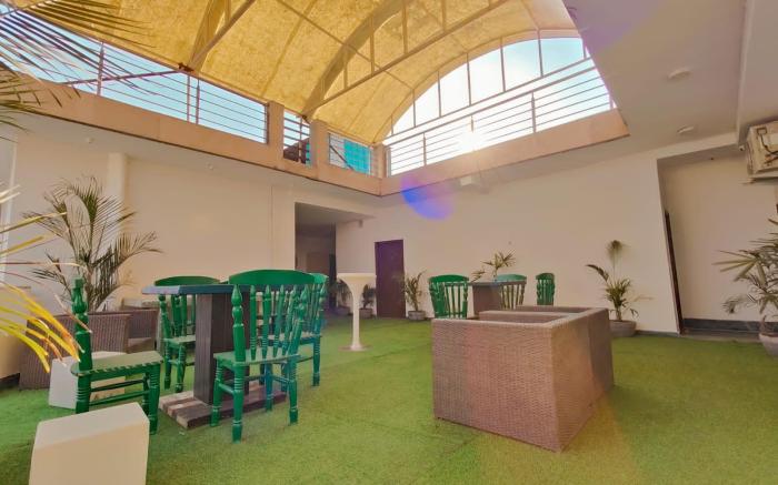 Hotel Signature Luxe Inn