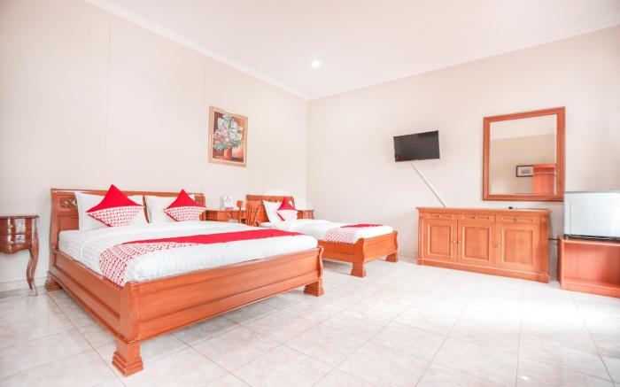 Hotel Lurus
