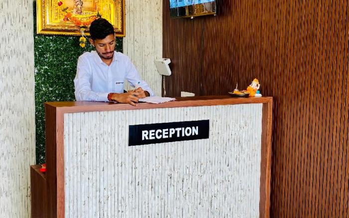 Hotel Anand Palace & Restaurant