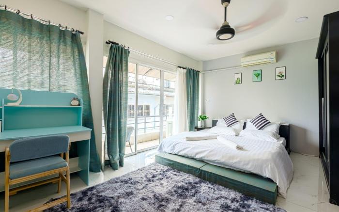 Sheikh Stay In Hostel