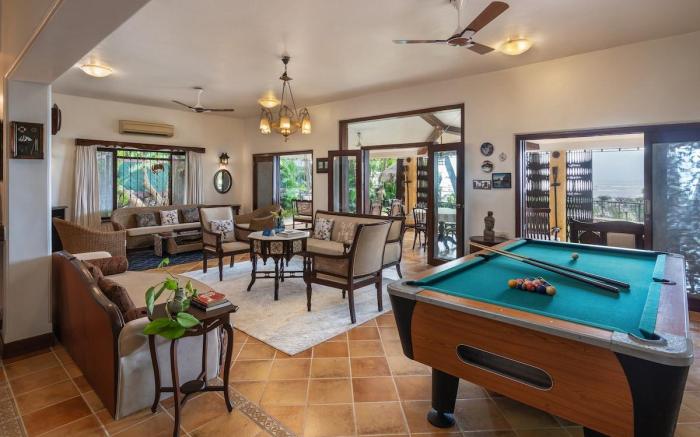 SaffronStays Time & Tide – 5BR Veg only Beach home