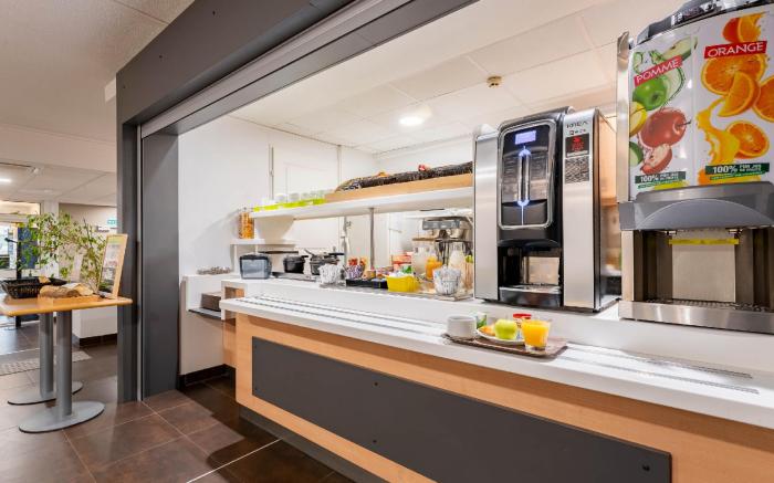 B&B HOTEL Valenciennes Sud