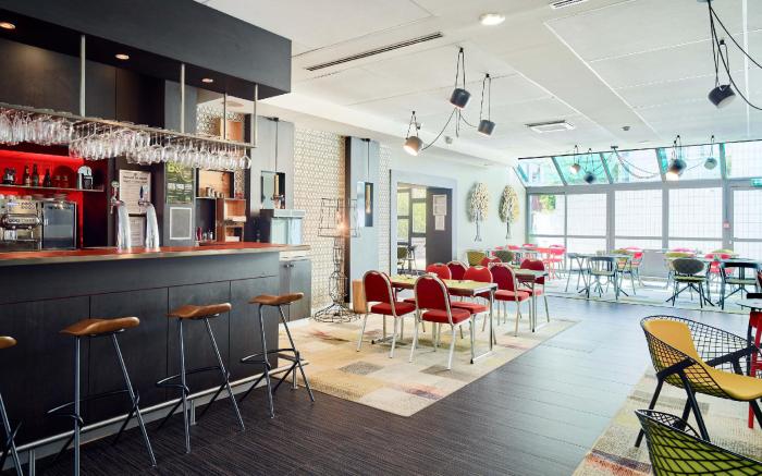 B&B HOTEL Saint-Quentin-en-Yvelines Centre Gare 4 etoiles